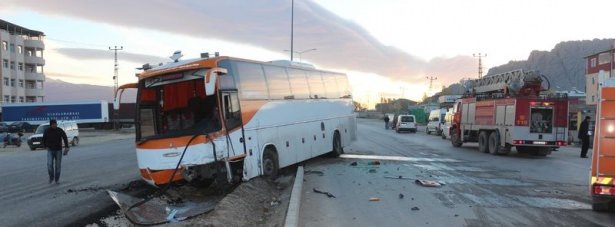 Ağrı'da feci kaza: 7 ölü, 1 yaralı var