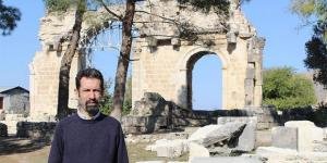 Anavarza Antik Kenti’nde yeni surlar bulundu