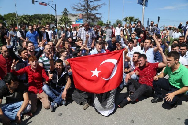 HDP mitinginde tehlikeli gerginlik!