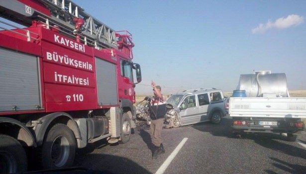 Kayseri'de feci kaza: 5 kişi hayatını kaybetti