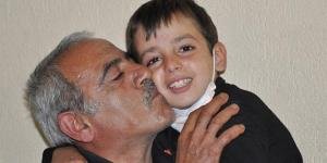 Lösemili Mahmut’un en büyük destekçisi üvey babası