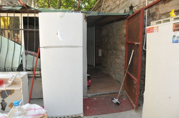 Tarihi surlarda polisi şaşkına çeviren mafya evi!