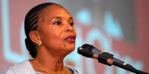 Christiane Taubira’dan onurlu davranış.