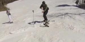 Kayakçının peşini bırakmayan keklik