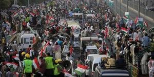 Pakistan’da 10 bin kişi Kadri’nin idamını protesto etti